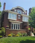 Charming Historic Retreat in the heart of Old Town East - Walk to Downtown.