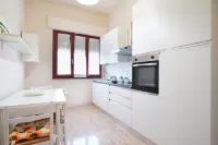 Comfortable quiet and cozy apartment with private parking space Hotels in Pescia