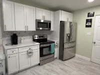 Classic 3-bedroom 2-ba house with WiFi, AC in fabulous Orlando Hotels in Pine Castle