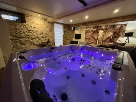 Le Jardin Secret Gîte&Spa  , Relaxation in the Heart of the Gers