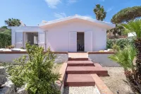 First light on the sea Hotels in Fontane Bianche