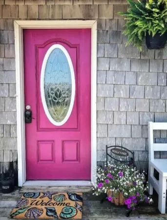 Pet Friendly Island Guest House with Pool