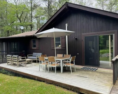3-BR Cottage w/ Game Room, Firepits, Lake Nearby in Highland Lake Hotels in Highland