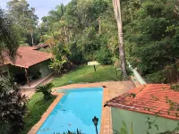 Suite Privativa com Piscina, Churrasqueira, Forno Pizza e Fogão a Lenha