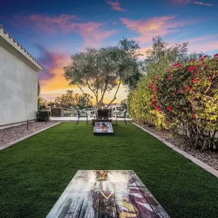 Ritz Waters at Ocotillo, Heated Pool, 5Br/3.5 Bath