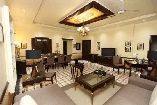 Executive serviced Lavish apartment