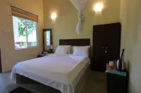 Sinharaja River Lodge