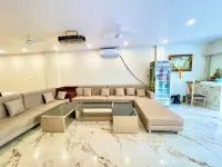 Hotel Prakash INN - near Mahakal Temple Hotels in Gothada