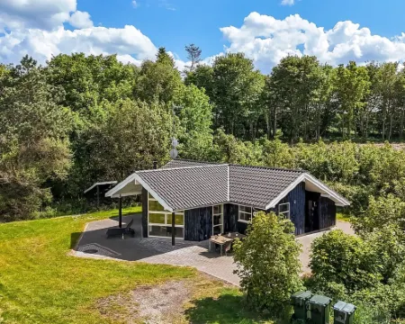 "Thorman" - 75m from the Sea Hoteles en Grenaa