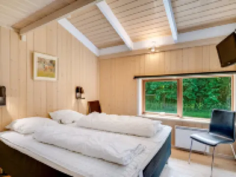 "Paulette" - 450m from the Sea Hotels in Lokken