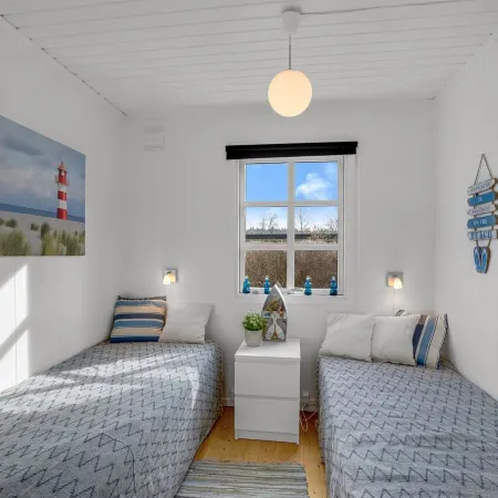 "Andrine" - 100m from the sea
