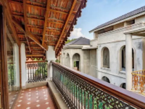 Elivaas Samukha Hotels in Assagao