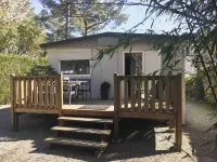 Ile aux Pies home 4 people Hotels in Saint-Vincent-sur-Oust