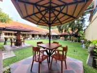 Ndalem Katong Guest House Ponorogo Hotel a Ponorogo