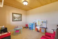 24-0089 Rustic Hartsel Getaway w/ 35-Acre Yard - 4-stjärniga