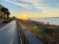 Close to beach & Steps to pool = AMAZING VACATION!