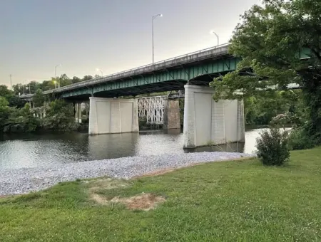 Walker Top Private Quiet Luxury 1 Br. Villa