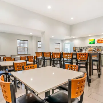 Quality Inn & Conference Center Panama City