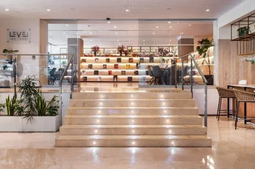 Meliá Sevilla Cerca del hotel Photos