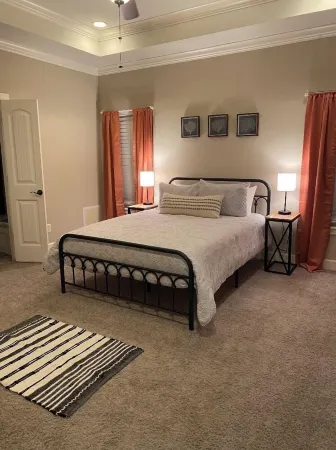 Luxury Escape close to Pinnacle Hills Promenade Отели рядом с достопримечательностью «Уолмарт Суперсентер»