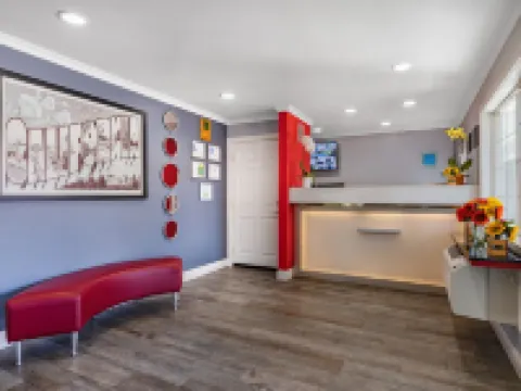 The Orchard Hotel Ukiah Wine Country Free Breakfast, Pool, & Hot Tub Hotels in Ukiah