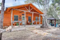'Lakewood Secret' Cabin ~ 4 Mi to the Lake! - Country Houses