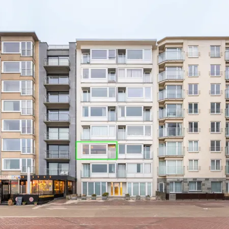Apartment Nieuwpoort with Stunning Sea View