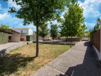 Villa in Malaucène with Mont Ventoux Views - Villas