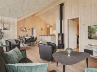 10 person holiday home in Hasselberg