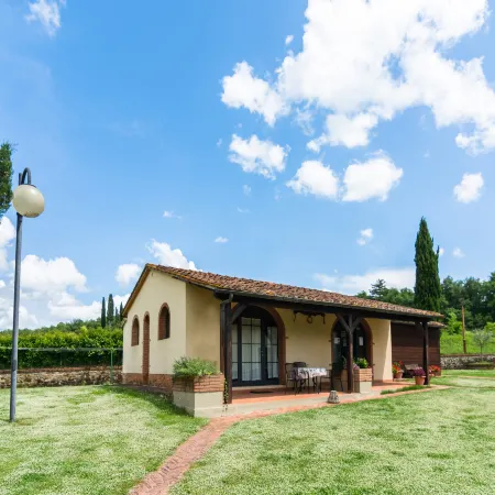 Bucine Hideaway with Pool