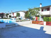 Holiday Home in Caorle near Beach - 別墅