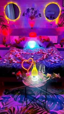 Spacieuse Maison vue sur la Loire Hôtels à : Saint-Clément-Des-Levées