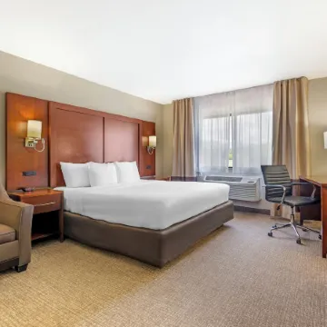 Comfort Inn North - Air Force Academy Area Отели рядом с достопримечательностью «Парк Коттонвуд Крик»