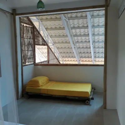 Bahay Isla Sanctuario