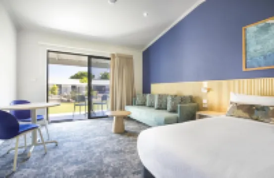 Nightelier Mission Beach