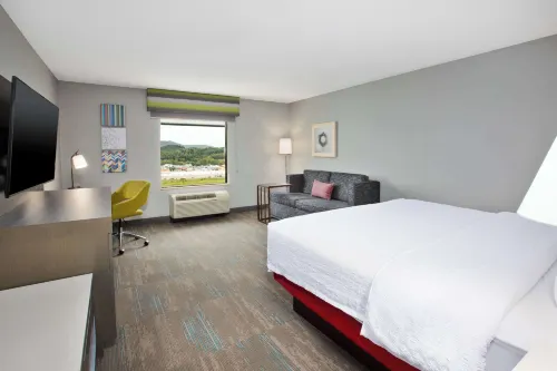 Hampton Inn Elkins Hotels in Valley Bend