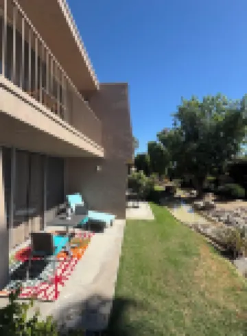 Prime Location! Renovated Studio at Shadow Mountain Resort, Steps from El Paseo.