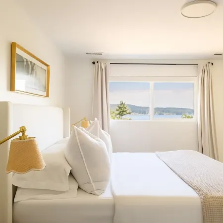 Cozy Curated Poulsbo Waterview Haven
