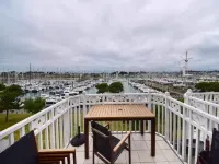 3 Rooms 7 People - Selection - view of the Port