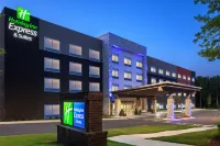 Holiday Inn Express & Suites BUFORD – MALL OF GEORGIA Hotels near Ivy Creek Trailhead