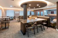 SpringHill Suites Rochester Mayo Clinic Area/Saint Marys - breakfast