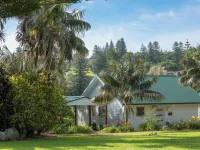 Poinciana Cottages Hotels in Burnt Pine