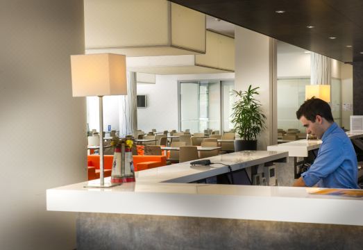 현대적인 객실 내부