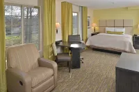 Candlewood Suites Eugene Springfield Hotels in Eugene