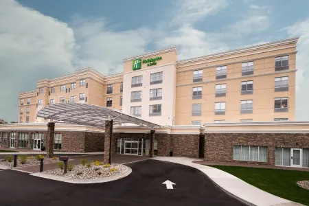 Holiday Inn & Suites Mount Pleasant