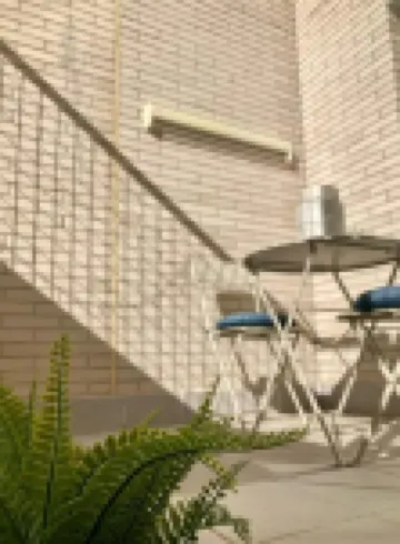 Central apartment with private parking