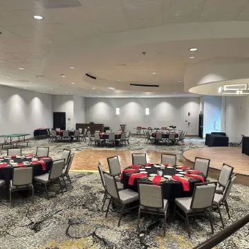 DoubleTree by Hilton Modesto