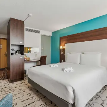 Hôtel Mercure Paris Porte d'Orléans Отели рядом с достопримечательностью «13-й округ: Площадь Италии»