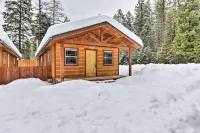 Hungry Horse Cabin 11 Mi to Glacier National Park - spa