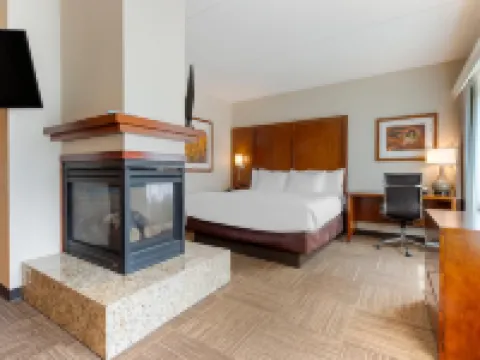 Lift Bridge Lodge, Ascend Hotel Collection Hotels in Duluth